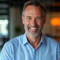 Foto de Alejandro Restrepo, Fundador y Estratega Principal de Coral Foco